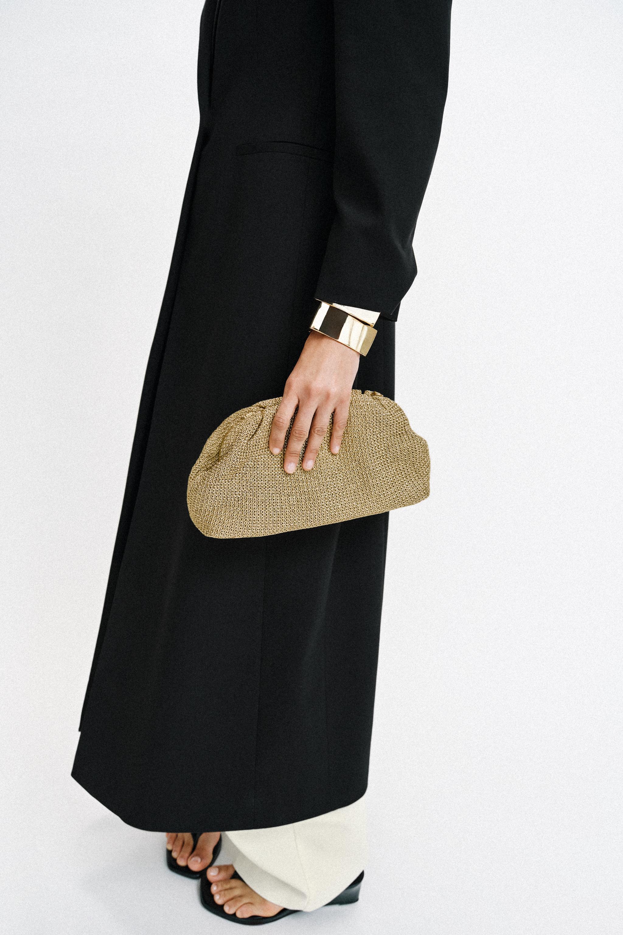 WOVEN CLUTCH BAG